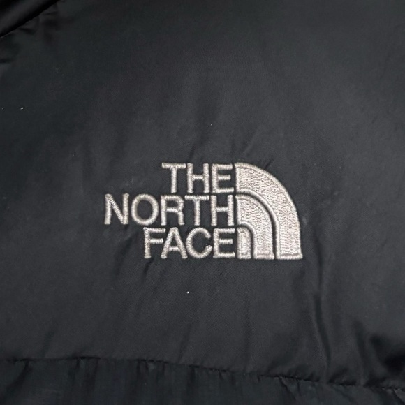 The North Face 700 Nuptse 2 Down Full Zip Puffer Jacket Black - Picture 2 of 8